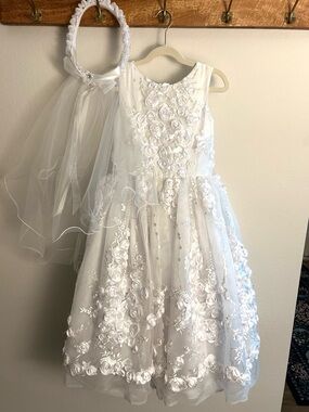 ZOE LTD WHITE LABEL EMBELLISHED FORMAL DRESS GOWN SIZE 8
